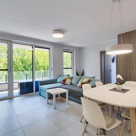 Lakeside Family & Studio Apartments Keszthely Buitenkant foto